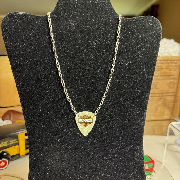 Guitar Pick Harley-Davidson Neckles - Picture 1 of 7